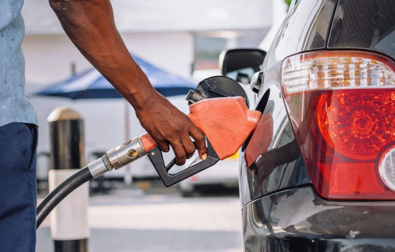 Tokiu būdu pilate degalus? Galite sugadinti automobilį!