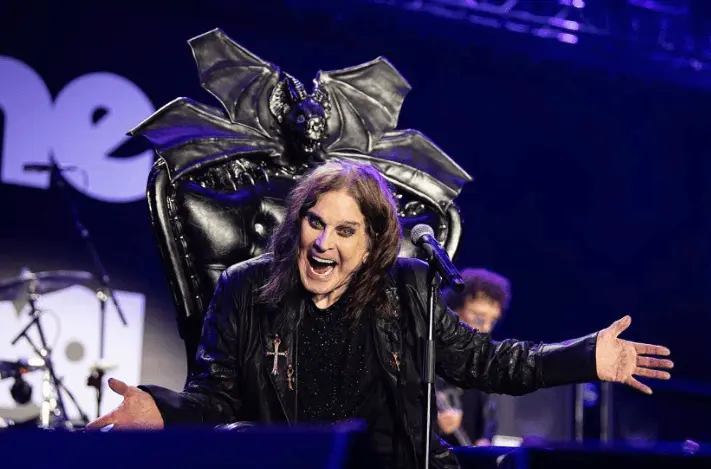 Praėjus vos kelioms savaitėms po atsisveikinimo šou mirė roko legenda Ozzy Osbornas