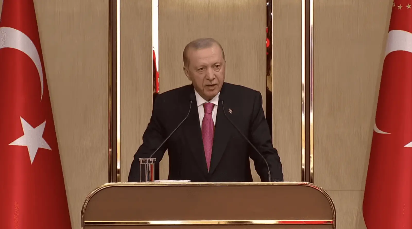 Turkija ruošiasi reikalauti patvirtinti tapatybę socialiniuose tinkluose