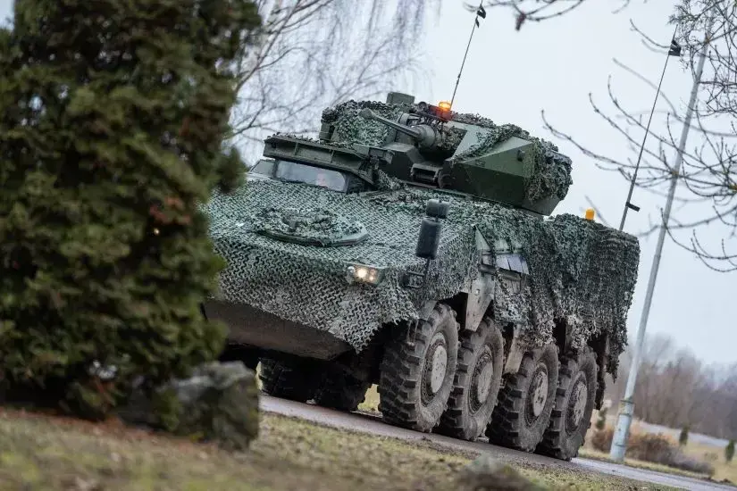 Lenkija ir Estija stiprina gynybą: minos, bunkeriai ir nauja sienų logika
