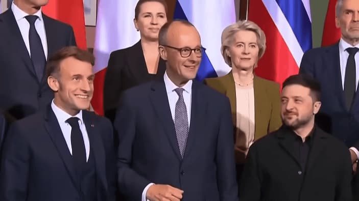 „Politico“: svarstoma kitokia NATO struktūra – be JAV, bet su Ukraina