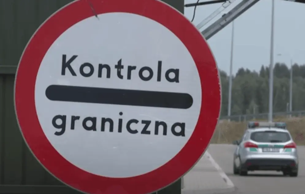 Lenkija pratęsia sienų su Vokietija ir Lietuva kontrolę iki spalio mėnesio