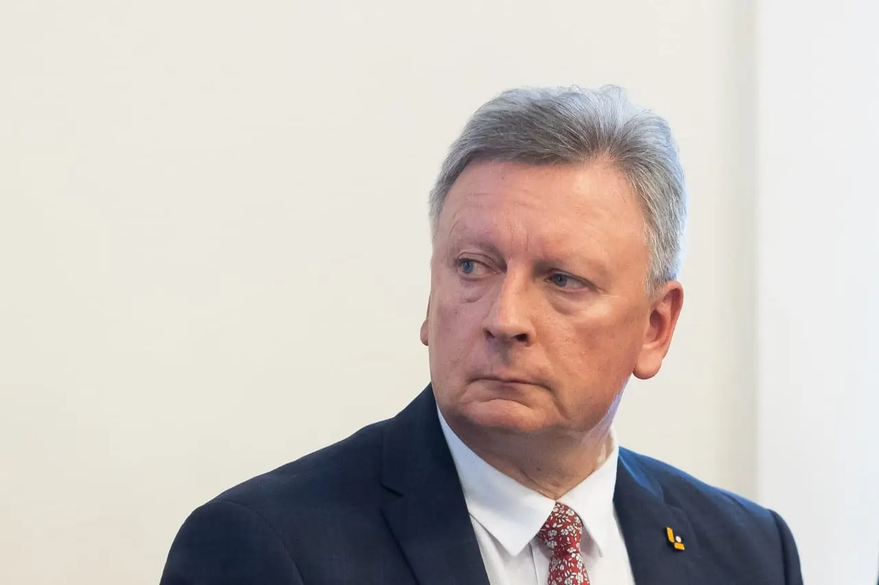 LSA prezidentas A. Klišonis: finansinė našta dėl mažų klasių turėtų būti pasidalinama