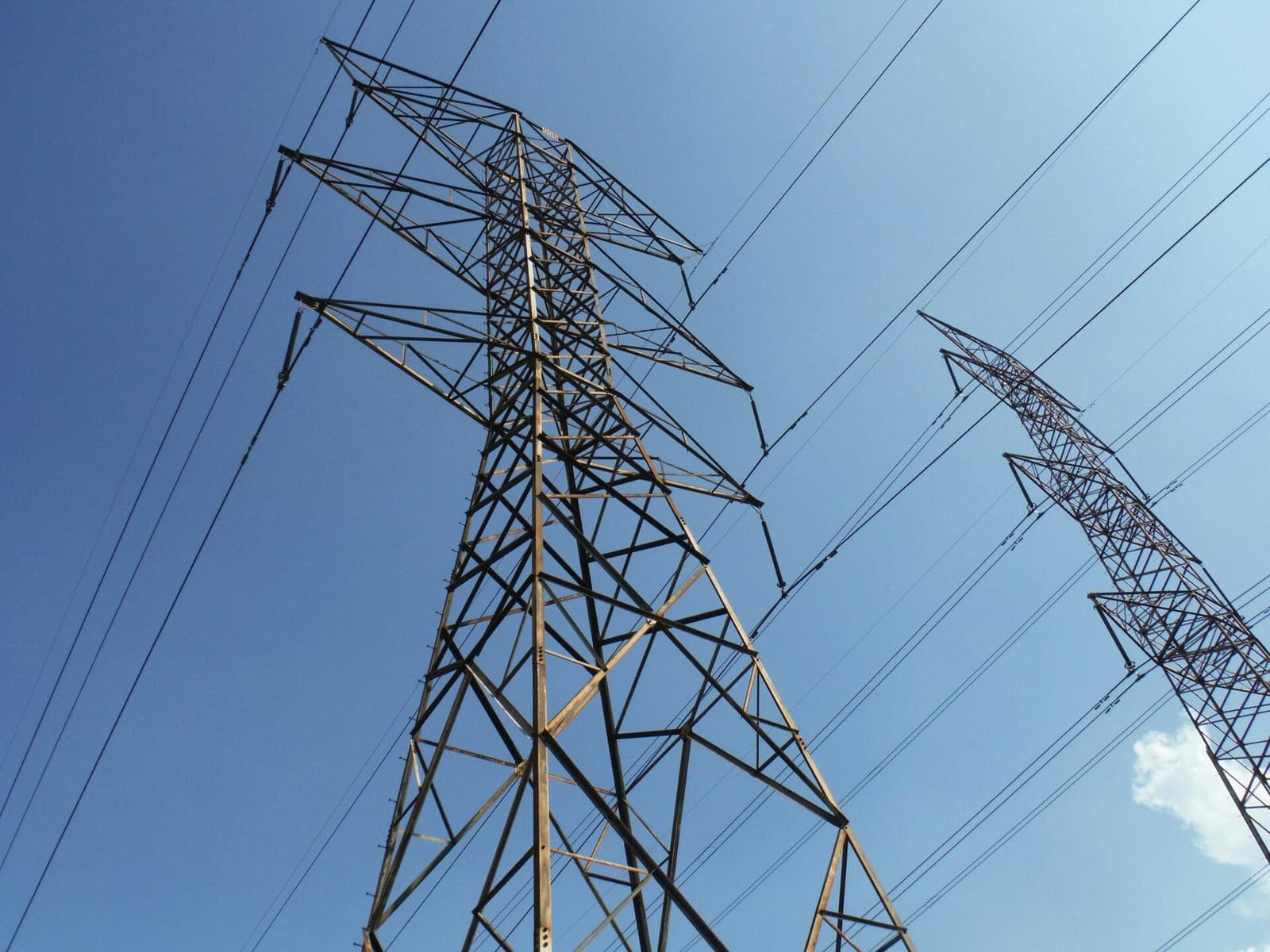 Nuo Naujųjų metų Lietuvoje brango elektra ir dujos: kainos energijos išteklių rinkoje mušė rekordus