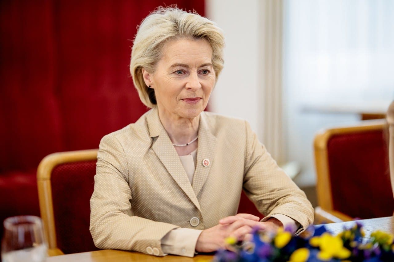 Kvietimo į D. Trumpo inauguraciją negavusi U. von Der Leyen sieks draugiškų santykių su Kinija