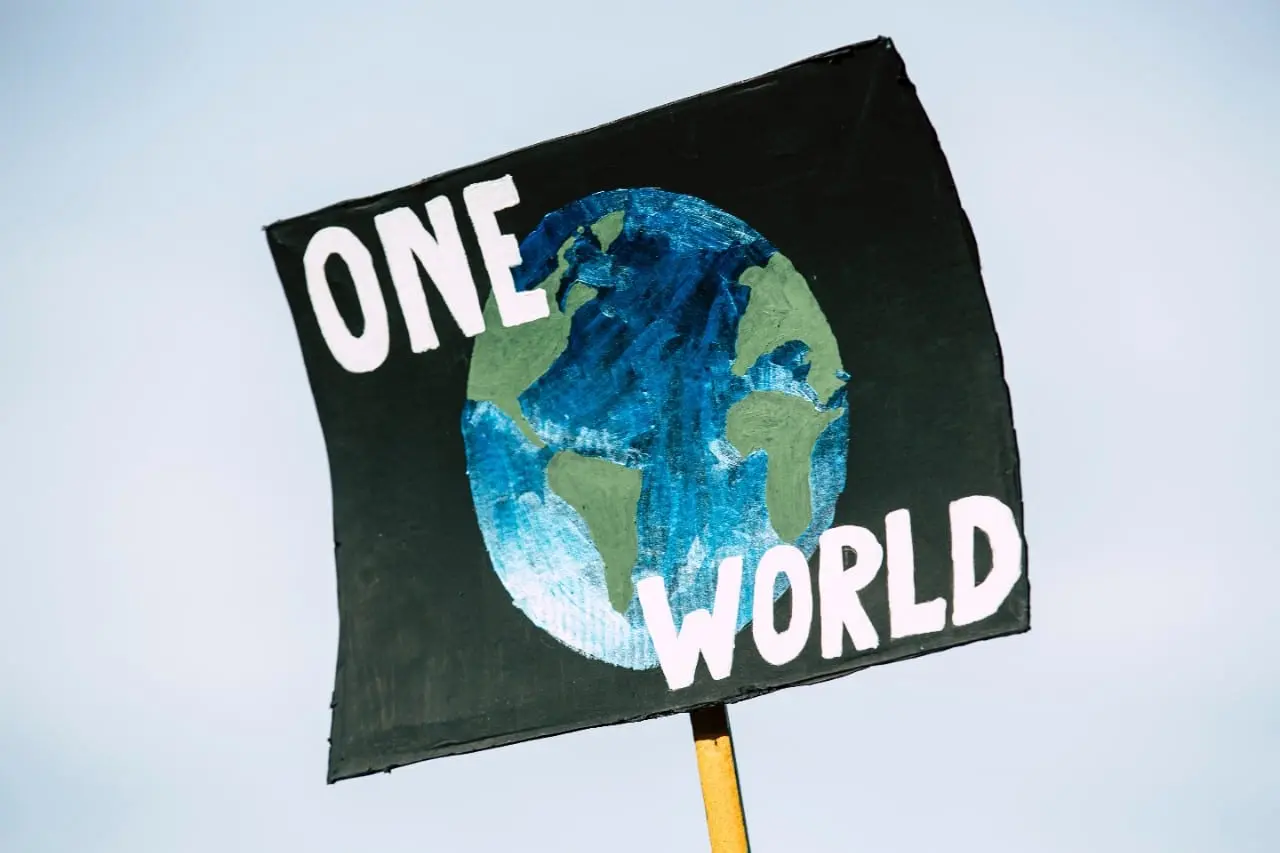 „Agenda 2030“: jie nori pakeisti mūsų mitybą, seksą ir šeimą? Ar tai tik eilinė sąmokslo teorija?