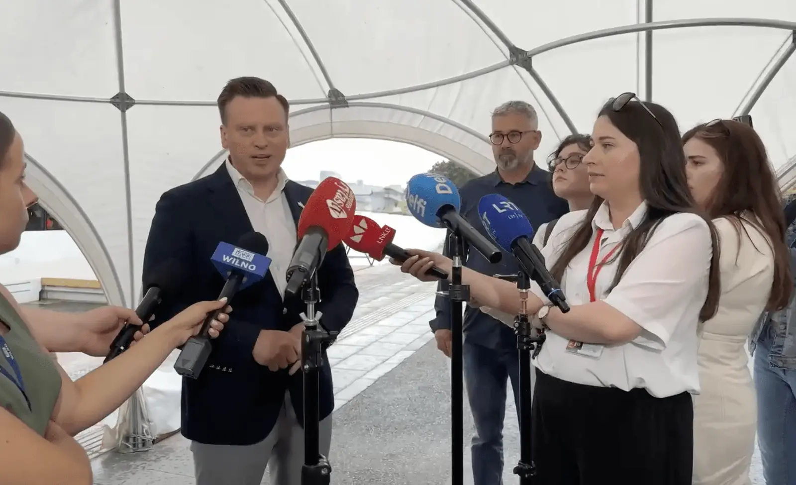 Vilniaus merų kovos lauku tapo gatvės? Vienas pasiaurino, o kitas ruošiasi platinti