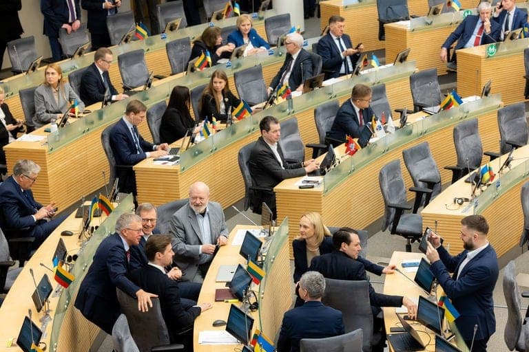 Lietuvos verslininkus ginantys Seimo nariai apkaltinti darbu Kinijai