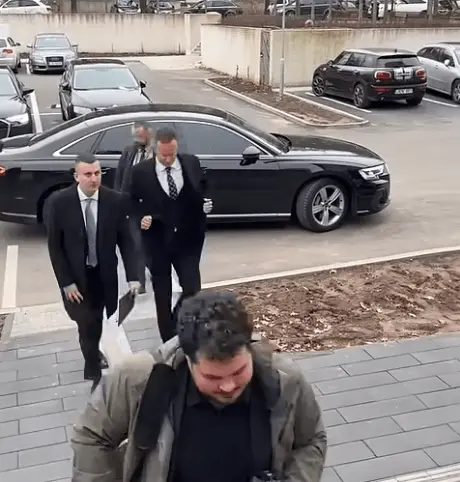 P. Szijjarto į R. Žemaitaitį keipėsi „Pone Prezidente“ (video)