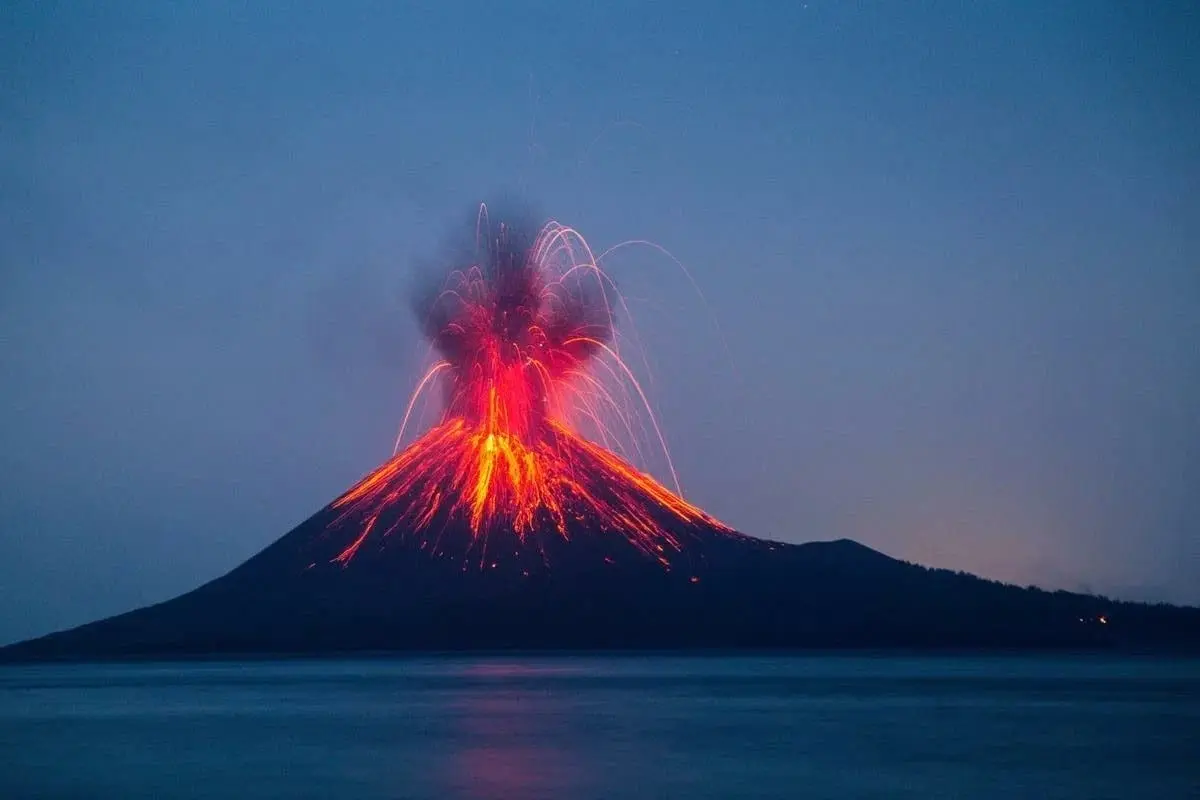 Mokslininkai prognozuoja galingą ugnikalnio išsiveržimą