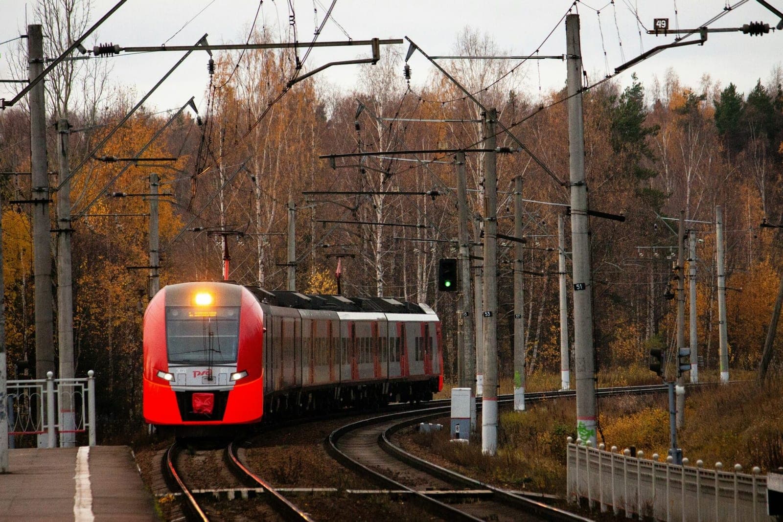 Traukinių maršrutas iš Vilniaus į Minską negrįš? Lietuva atsargiai vertina Baltarusijos pasiūlymą