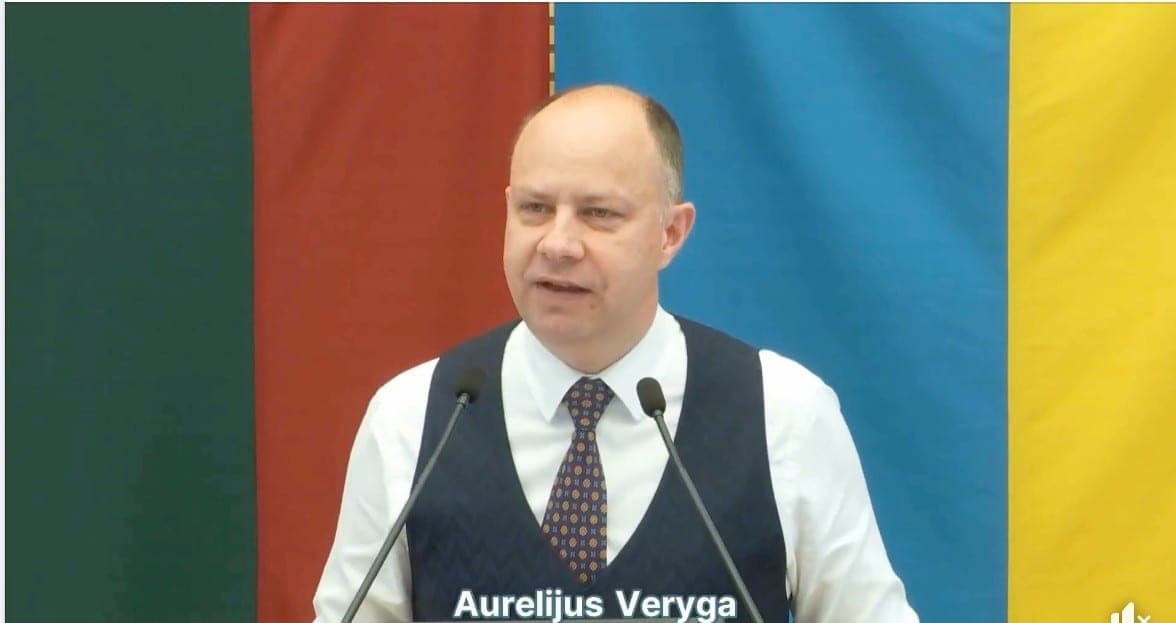 A. Veryga sukritikavo naują medikų bendravimo su pacientais tvarką: „tai kultūrinis pamišimas“