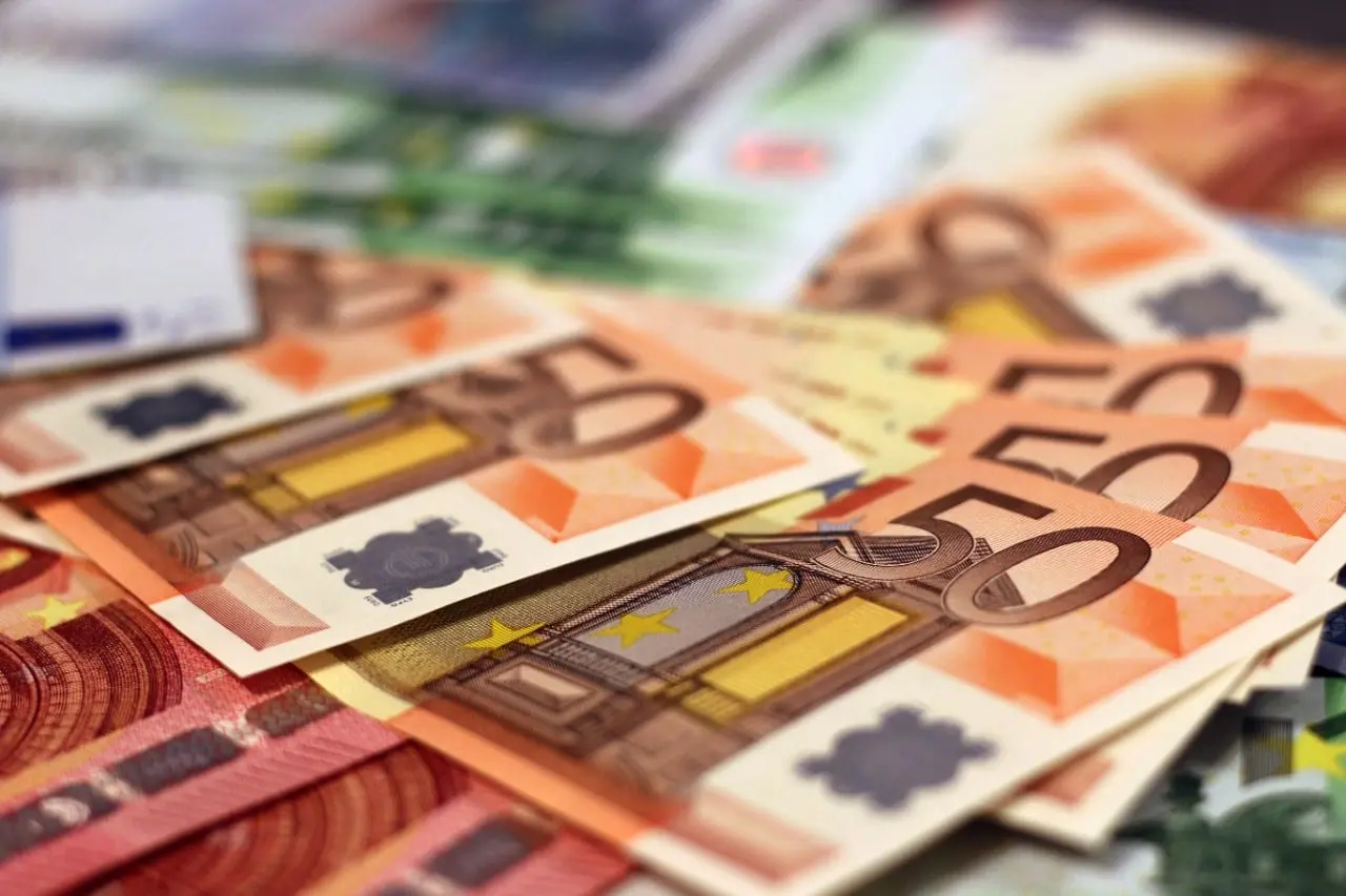 Patvirtintas biudžetas: Europos komisija kirto Lietuvai dėl per didelio valdžios išlaidavimo