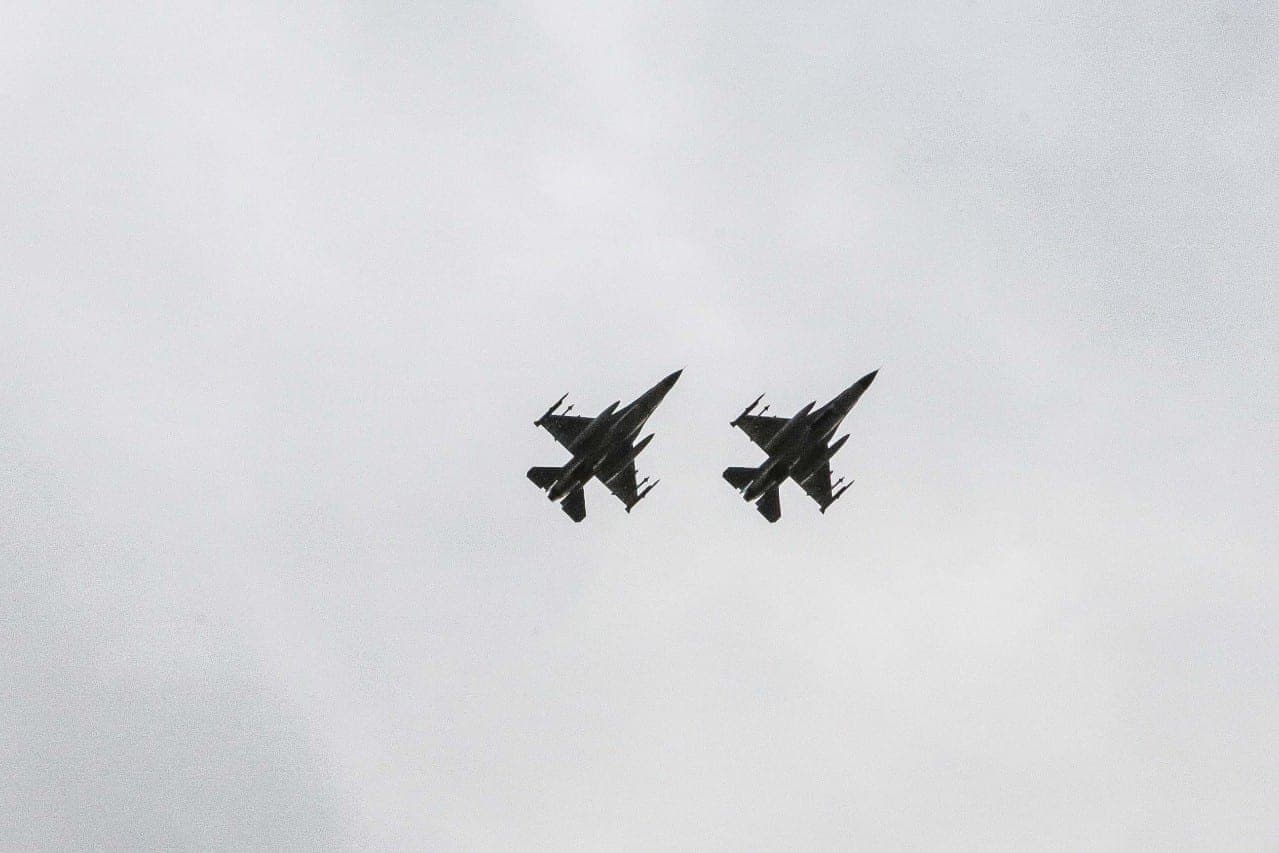 Slovakijos valdžia naikintuvų tiekimą Ukrainai vadina valstybės išdavimu