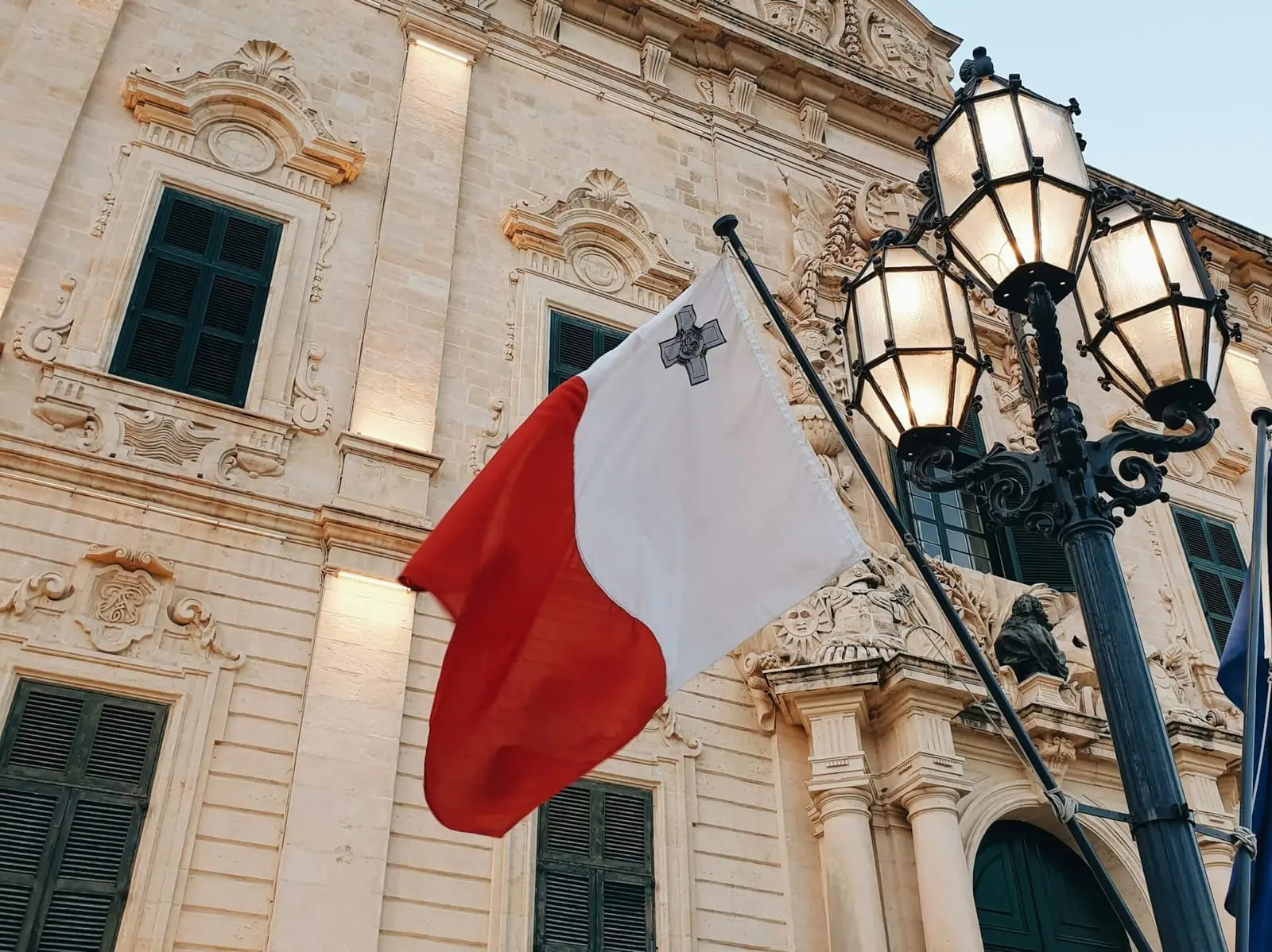 ES teismas: „Auksiniai pasai“ Maltoje yra neteisėti ir pažeidžia ES principus