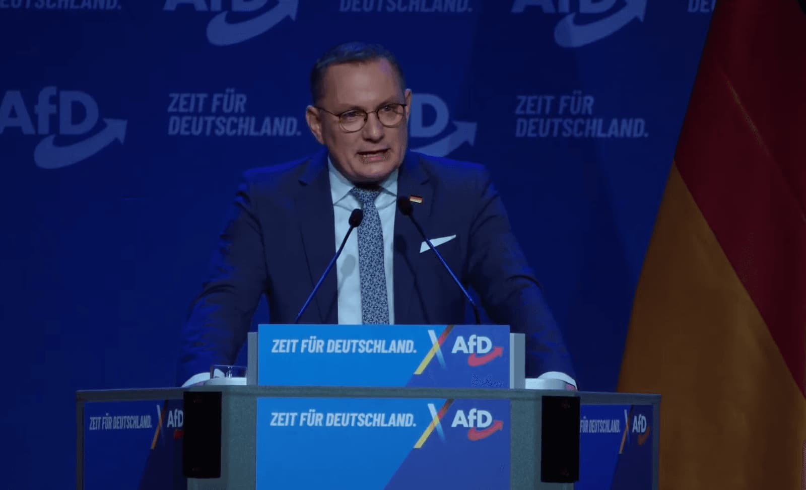 Vokietijos „AfD“ lyderis paragino išvesti JAV kariuomenę iš šalies: siūlo sekti Ispanijos pavyzdžiu