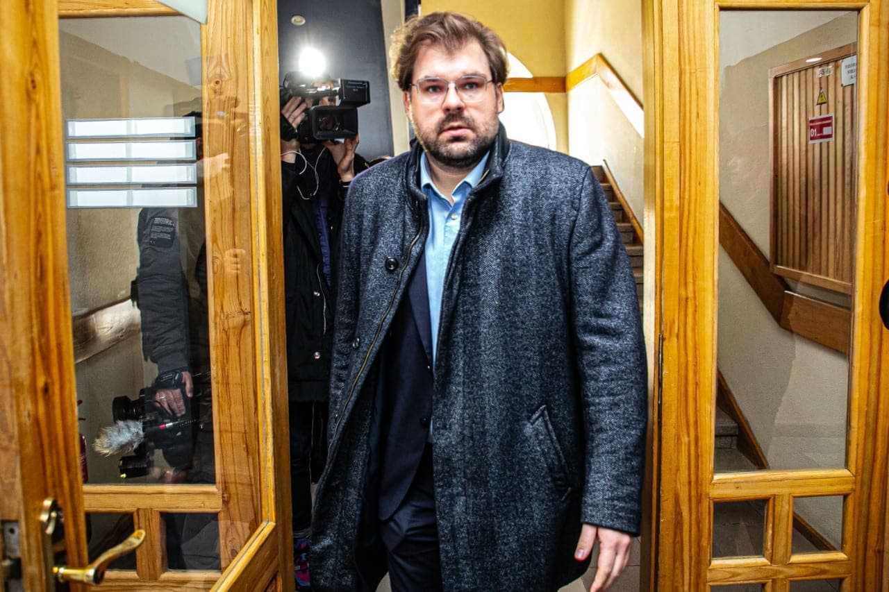 Kristijono Bartoševičiaus apklausa dėl riaušių: prireikė pareigūnų pagalbos