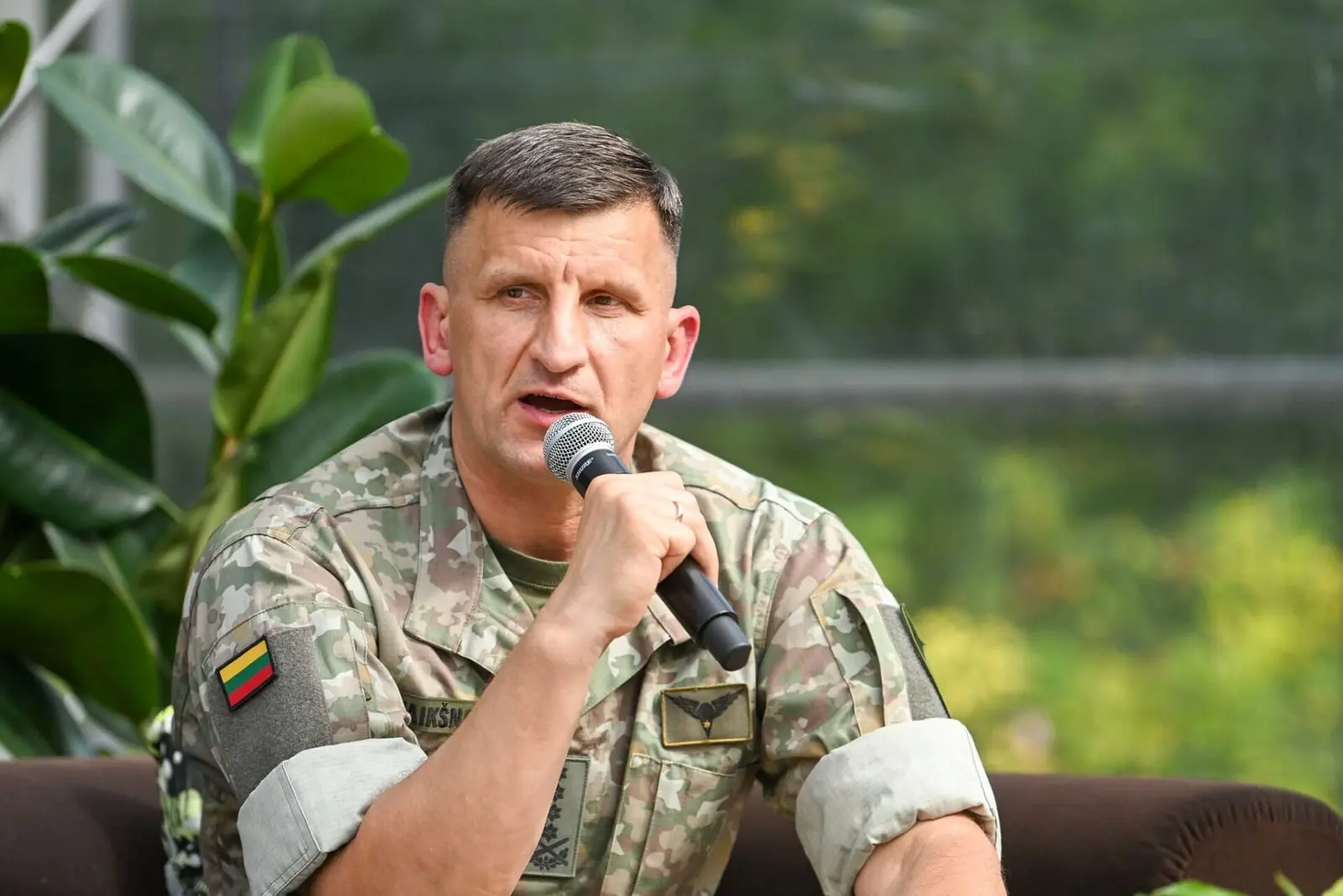 Kariuomenės vadas įspėja dėl gynybos biudžeto: „Ne mažiau kaip tiek pat, o gal net ir daugiau“
