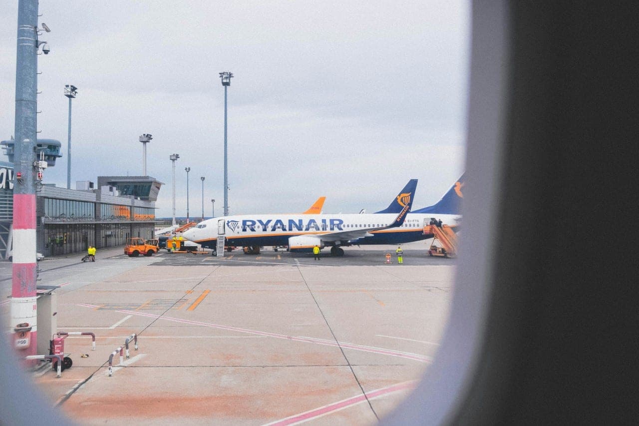Chaosas Milano Bergamo oro uoste: sprogo „Ryanair“ lėktuvo padangos