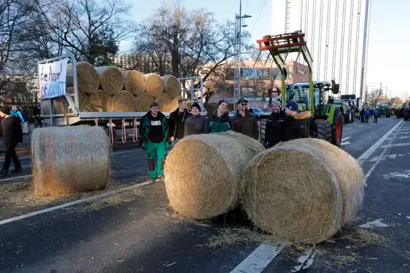 Vokietijos laukia chaosas: ūkininkai planuoja tokį protestą, kokio šalis dar nėra mačiusi