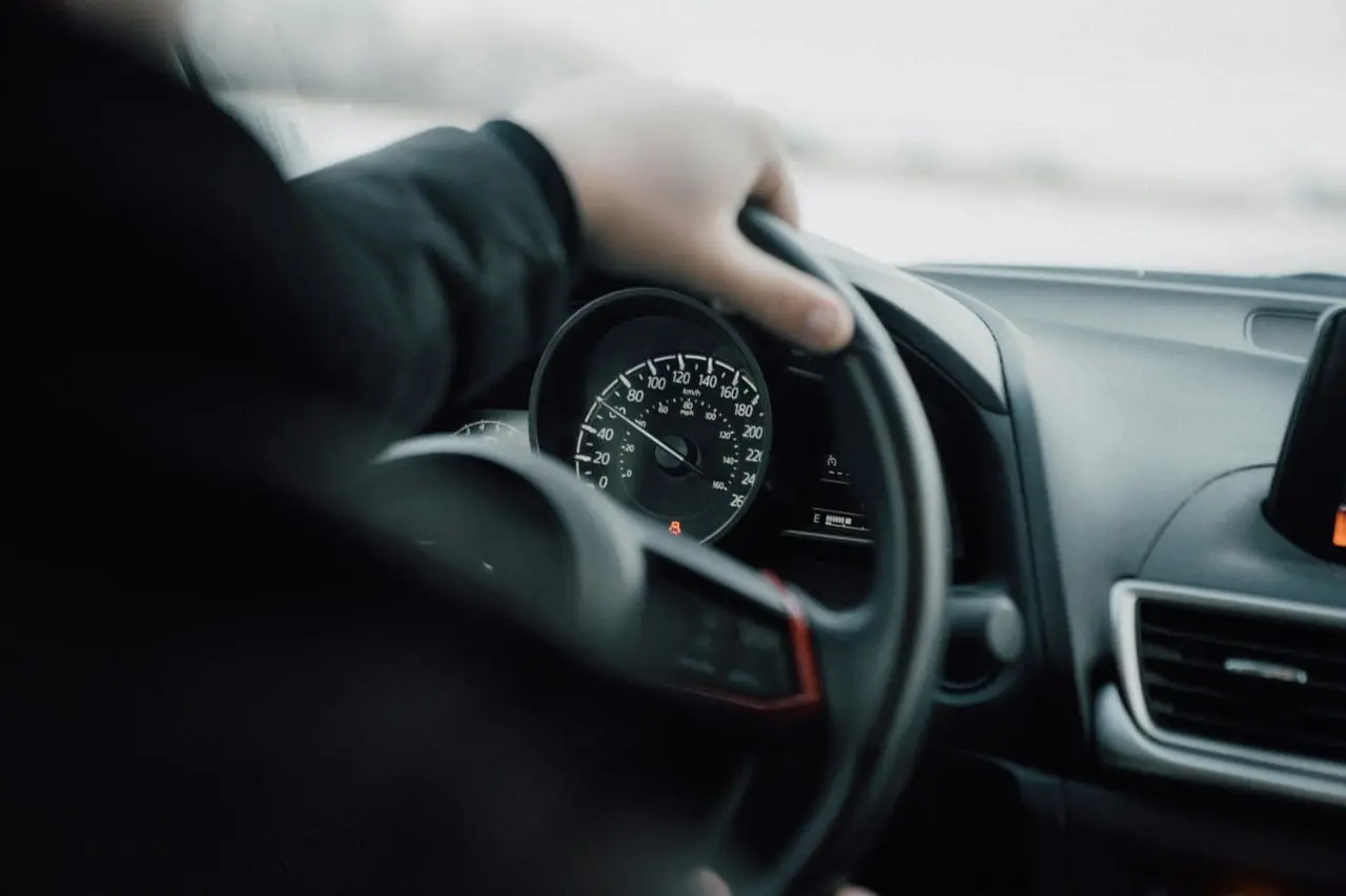 Automobilių ridos klastojimas: Prancūzijoje kalėjimas, Lietuvoje perpardavinėtojai bebaimiai