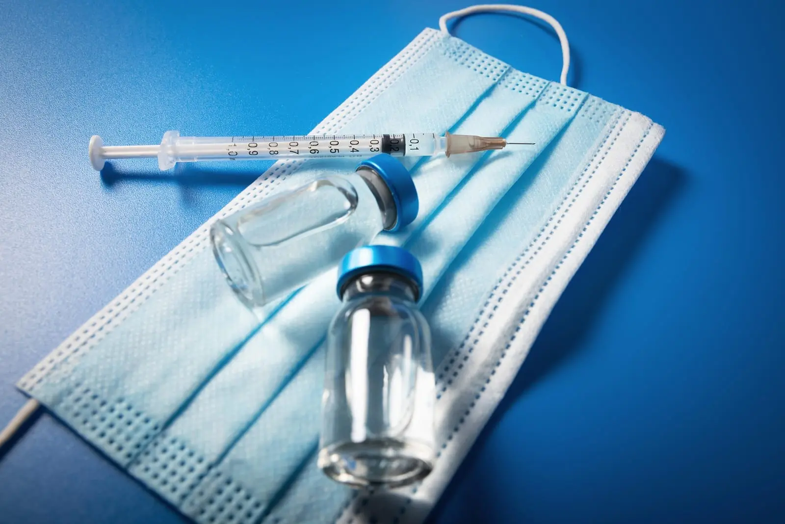 Vėžį įveiks Rytai: Rusijos vakcina klinikiniuose tyrimuose parodė 100 % veiksmingumą