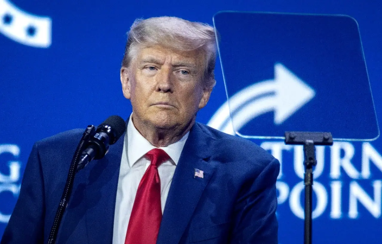 D. Trumpas tikisi būti suimtas per kelias dienas
