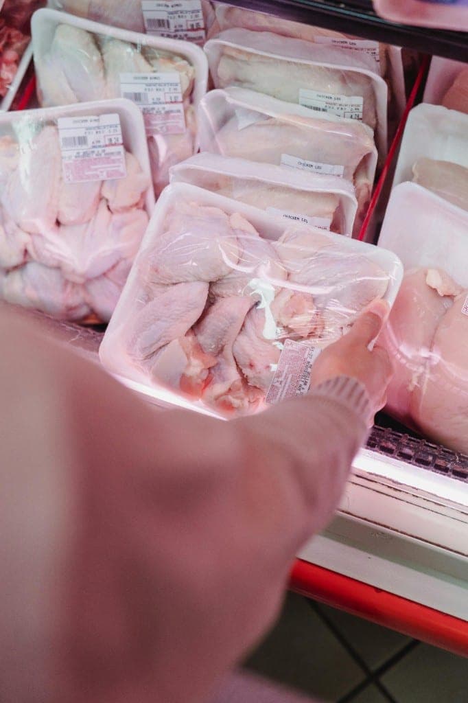 Vištiena „be antibiotikų“: ką iš tikrųjų reiškia šis užrašas?