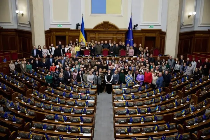Iš pareigų traukiasi keturi aukšti Ukrainos pareigūnai