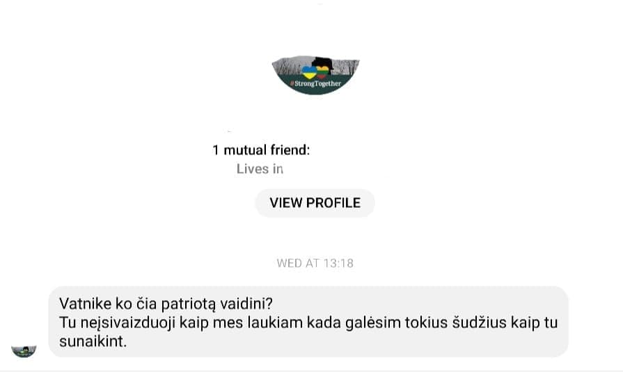 Ukrainos vėliavėle pasipuošęs facebook naudotojas laukia, kada galės sunaikinti „vatnikus ir šūdžius“