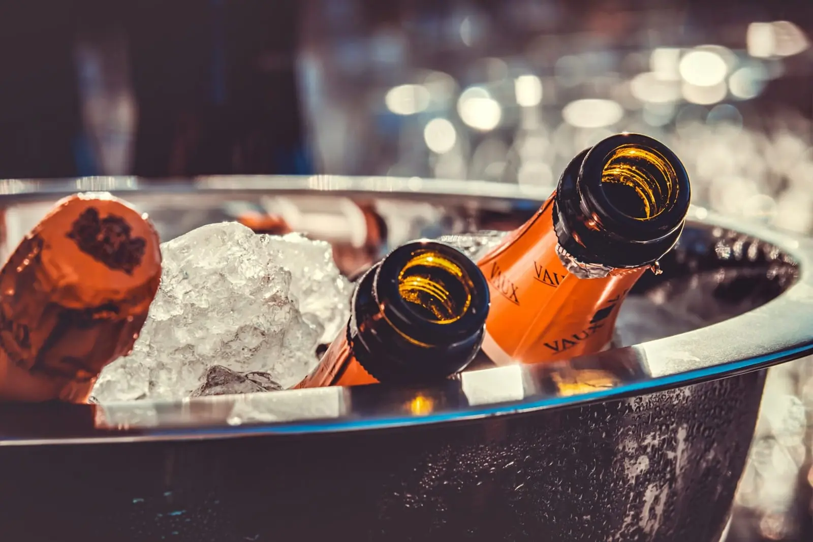 Pandemijos metu lietuviai liūdesį skandino alkoholyje