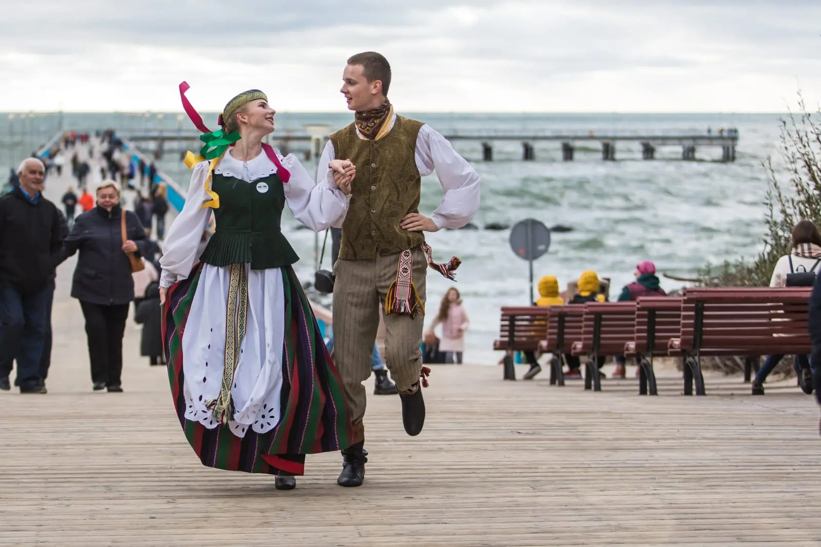 Savaitgalį kurortą nuspalvins tarptautinis liaudiškų šokių festivalis „Palangos miestely“