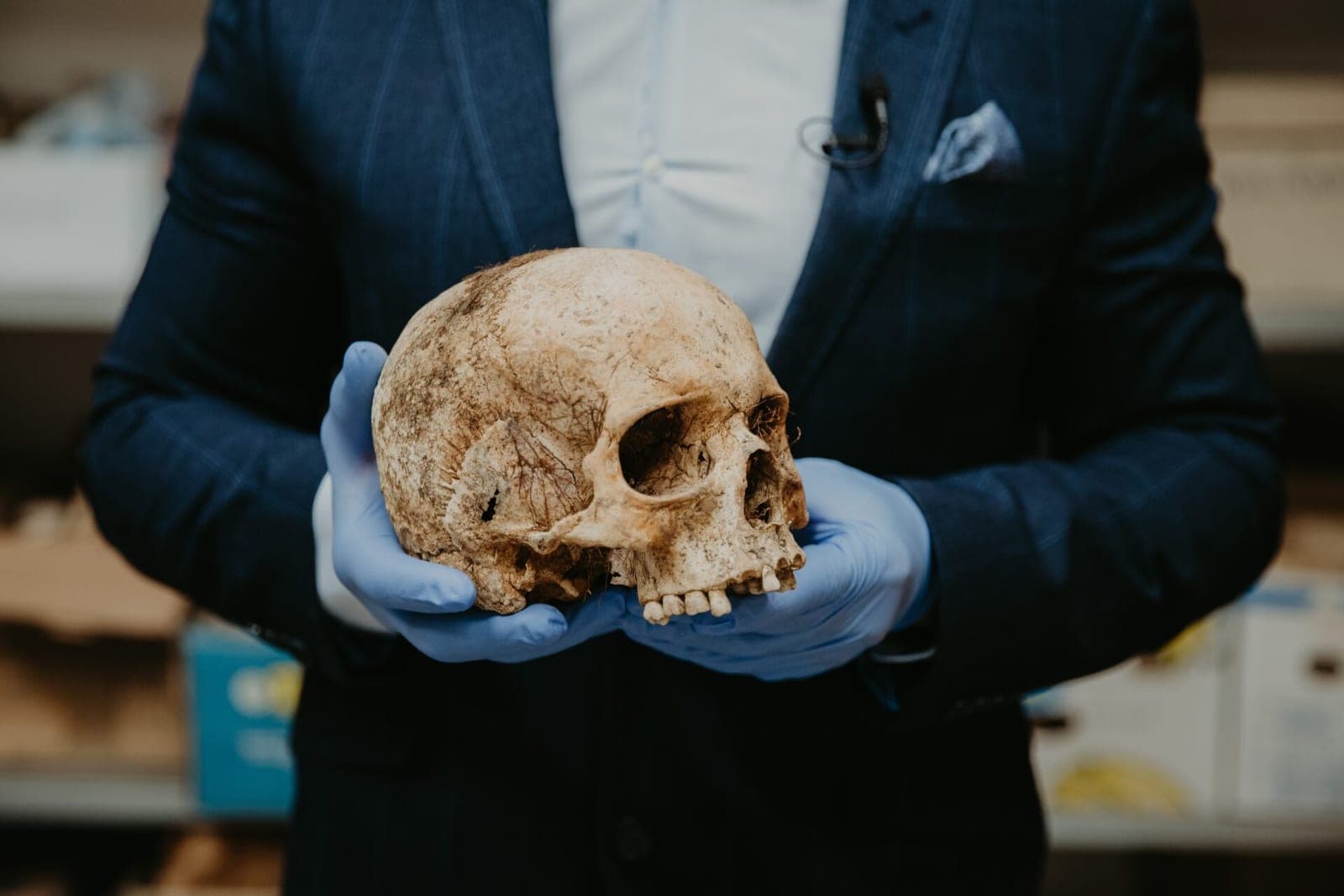 Beprotybė dėl lyčių skverbiasi ir į archeologiją: reikalauja istoriją perrašyti kaip belytę