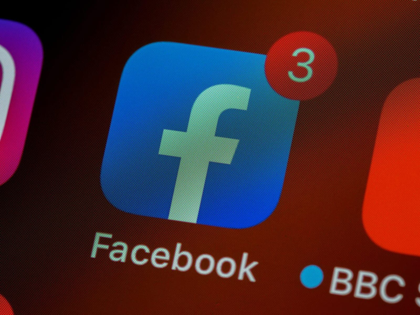 Komunizmas, ekstremizmas ir abejingumas: „Facebook Papers atskleidė slapčiausias socialinių tinklų giganto paslaptis