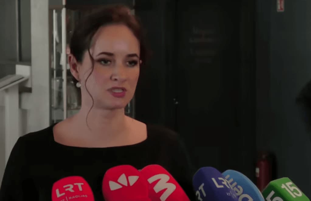 Premjerė I. Ruginienė kviečiama ant opozicijos „kilimėlio“