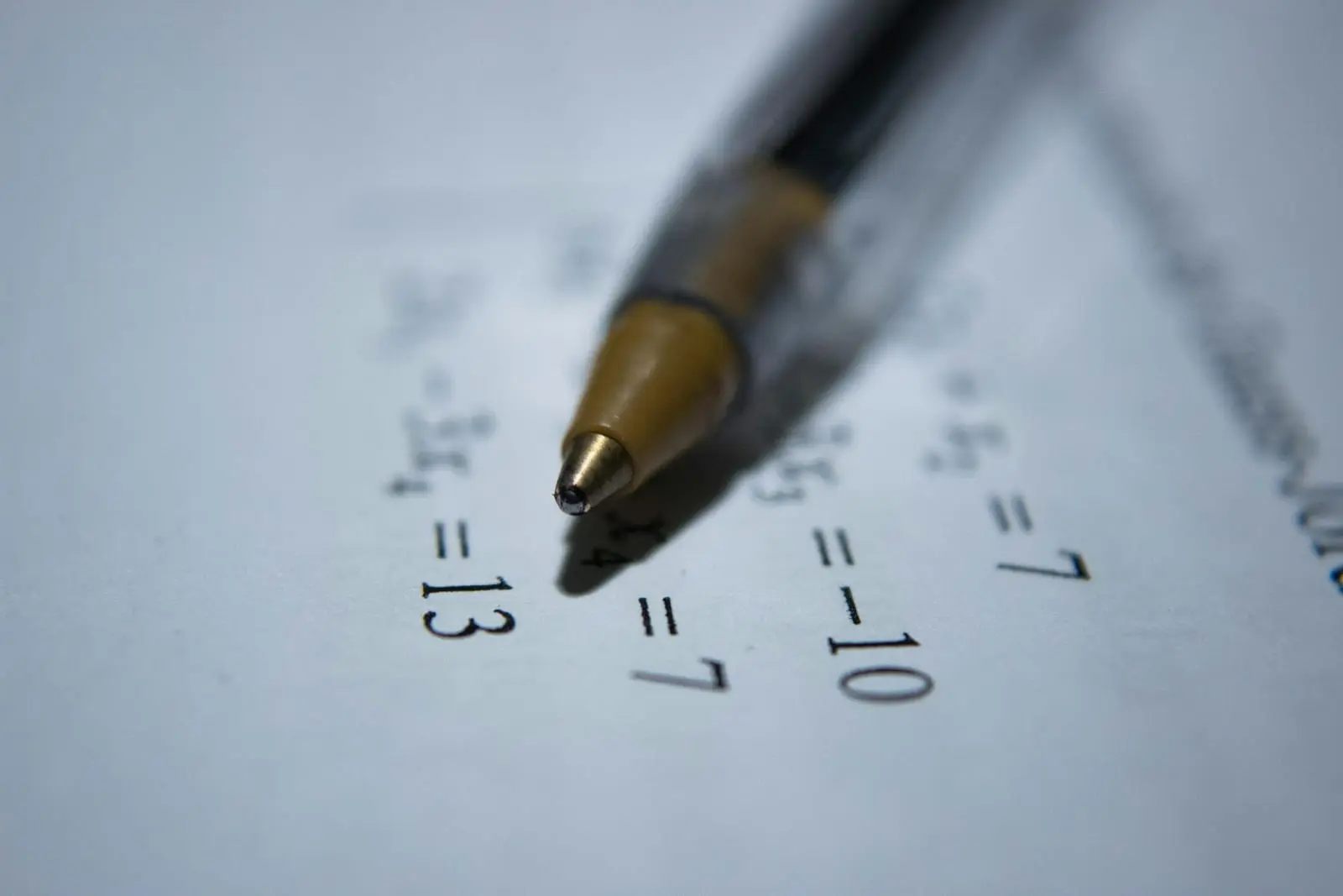 Rytoj vyks bandomasis dvyliktokų matematikos egzaminas