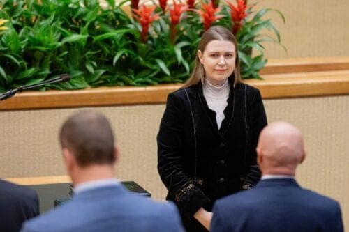 Lietuvos visuomenės taryba reiškia nepasitikėjimą krašto apsaugos ministre Dovile Šakaliene
