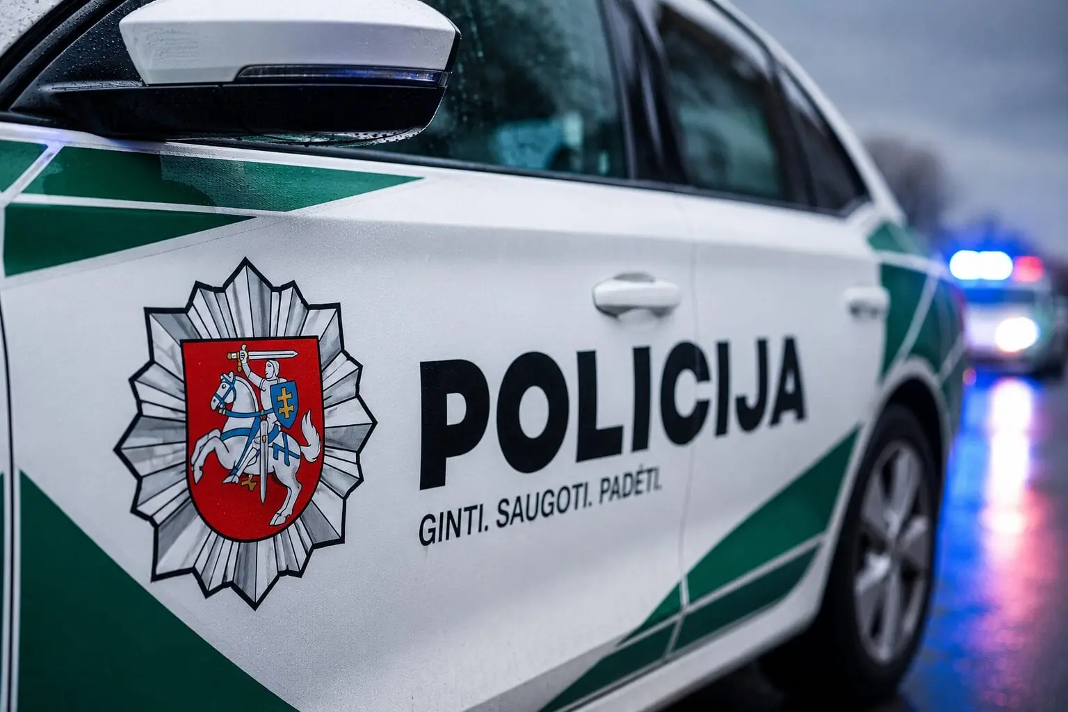 Klaipėdoje sužalotas nepilnametis, o Vilniuje iš gyventojų išviliota daugiau nei 120 tūkst. eurų