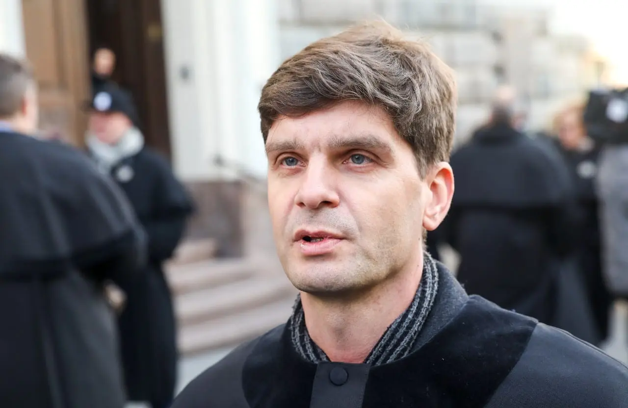 Ignas VĖGĖLĖ: Ar gali valstybę valdyti už korupcinius nusikaltimus nuteista partija?