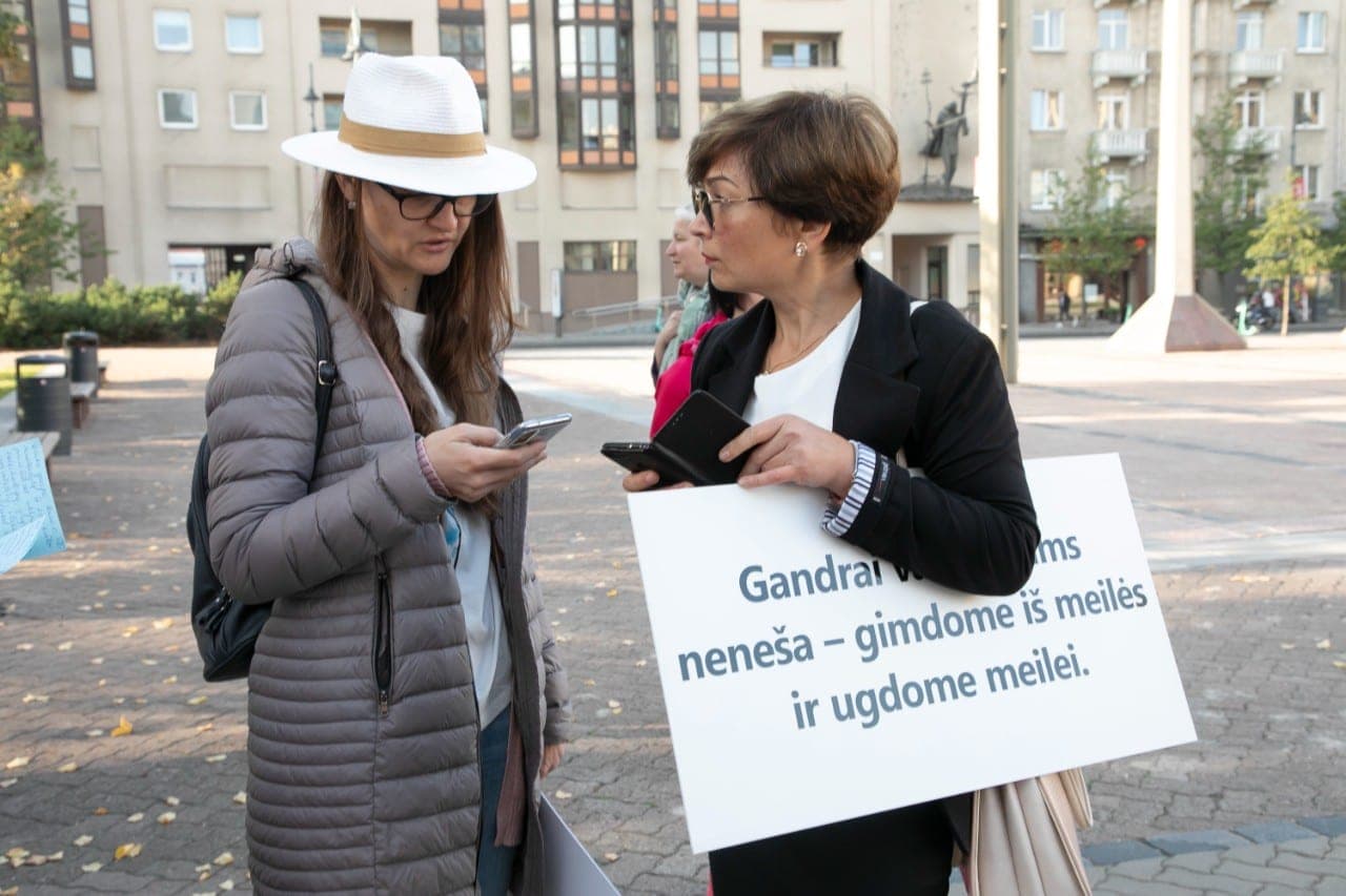 Susirūpinusi trijų vaikų mama: dar kartą apie Gyvenimo įgūdžių programą