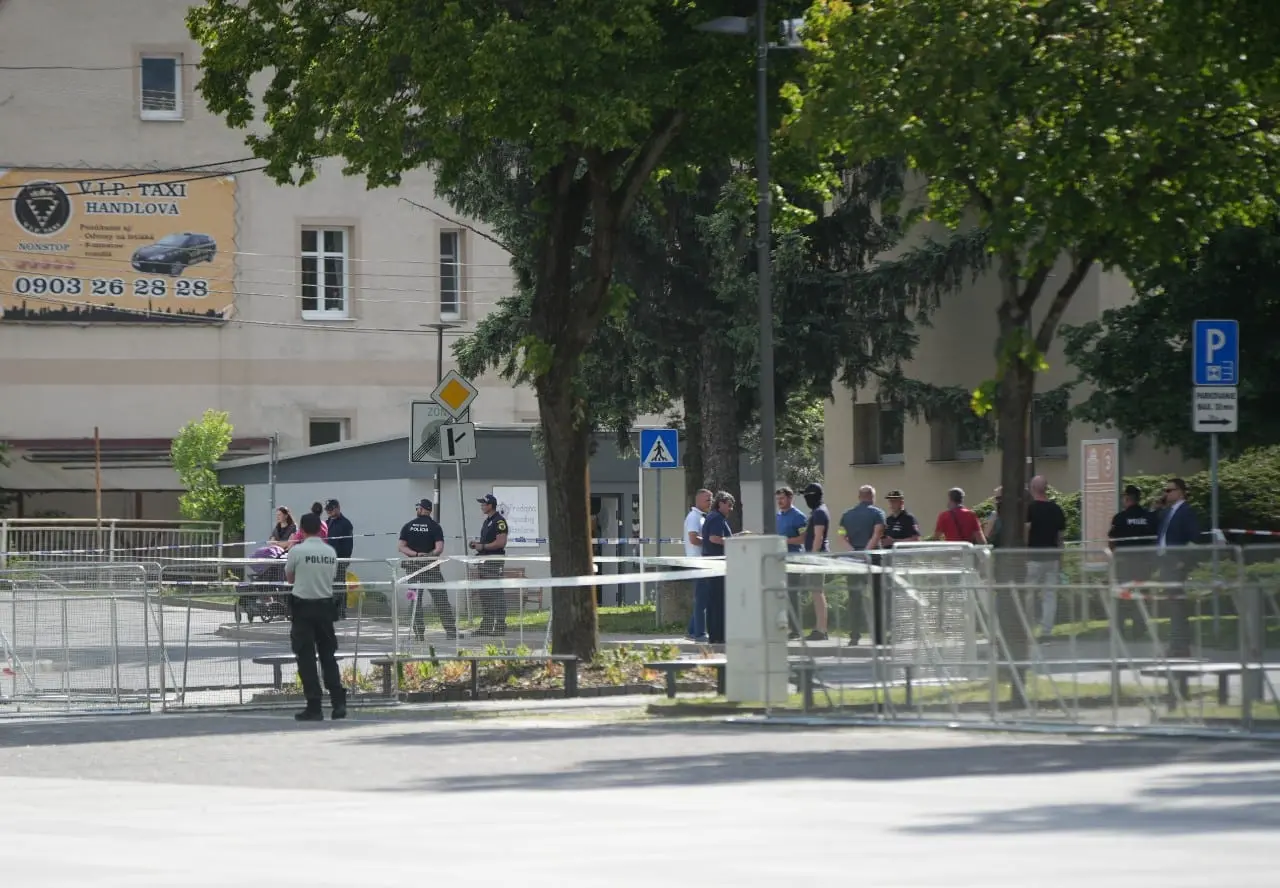 Garsiausi pasikėsinimai į politikus Europoje: išvengti jų nepavyksta net Lietuvoje