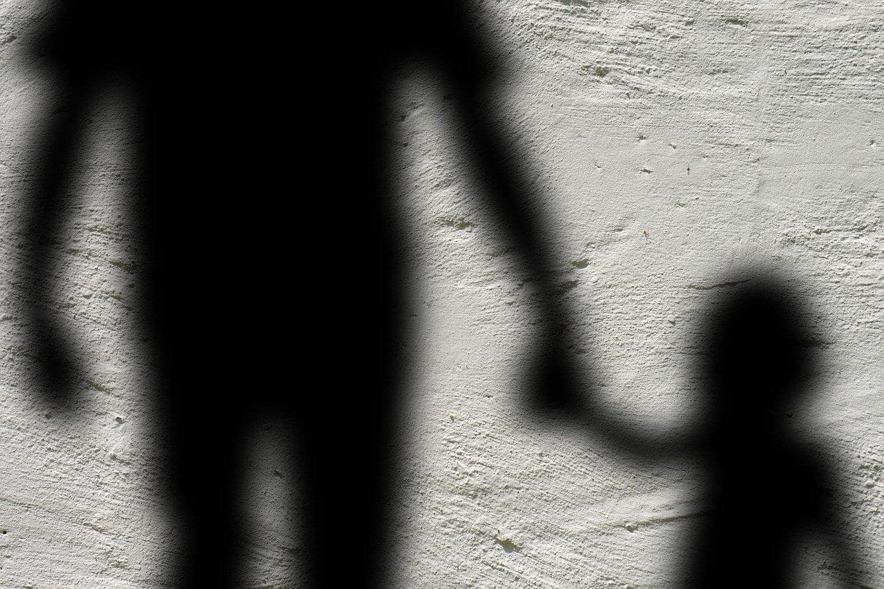 „Rezervuoti dar įsčiose“: kaip kūdikiai Indonezijoje buvo pardavinėjami kaip prekė?