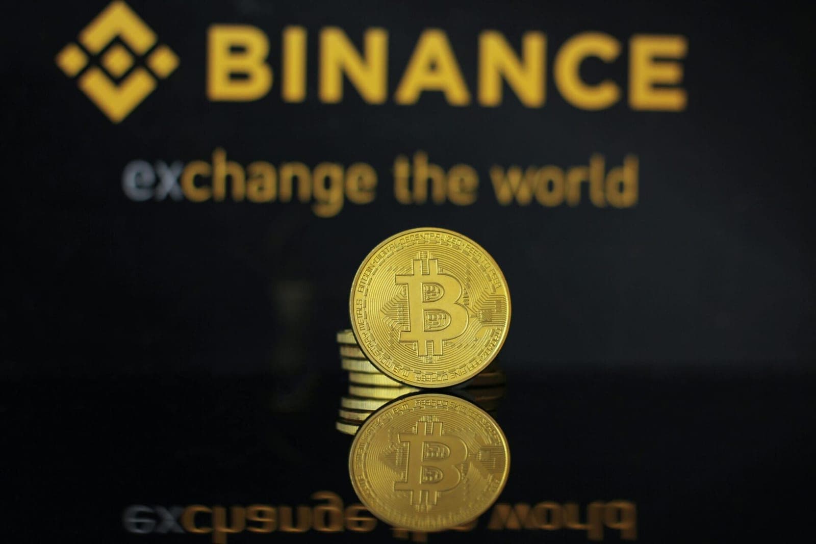 Lietuvos banko filtras: „Binance“ ir šimtai kitų kriptovaliutų bendrovių liko be licencijų