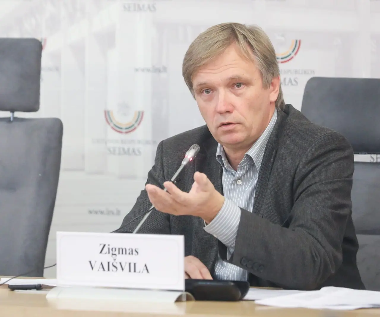 Nepriklausomybės Akto signataro Z. Vaišvilos spaudos konferencija dėl dingusių valstybės dokumentų grąžinimo