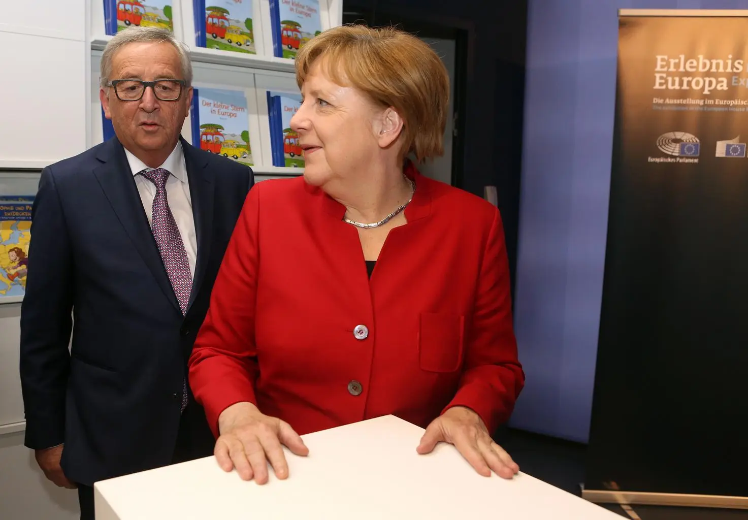 Vokietija ištarė „sudie A. Merkel: prisaikdintas naujasis kancleris, o naujame ministrų kabinete vyraus lyčių lygybė