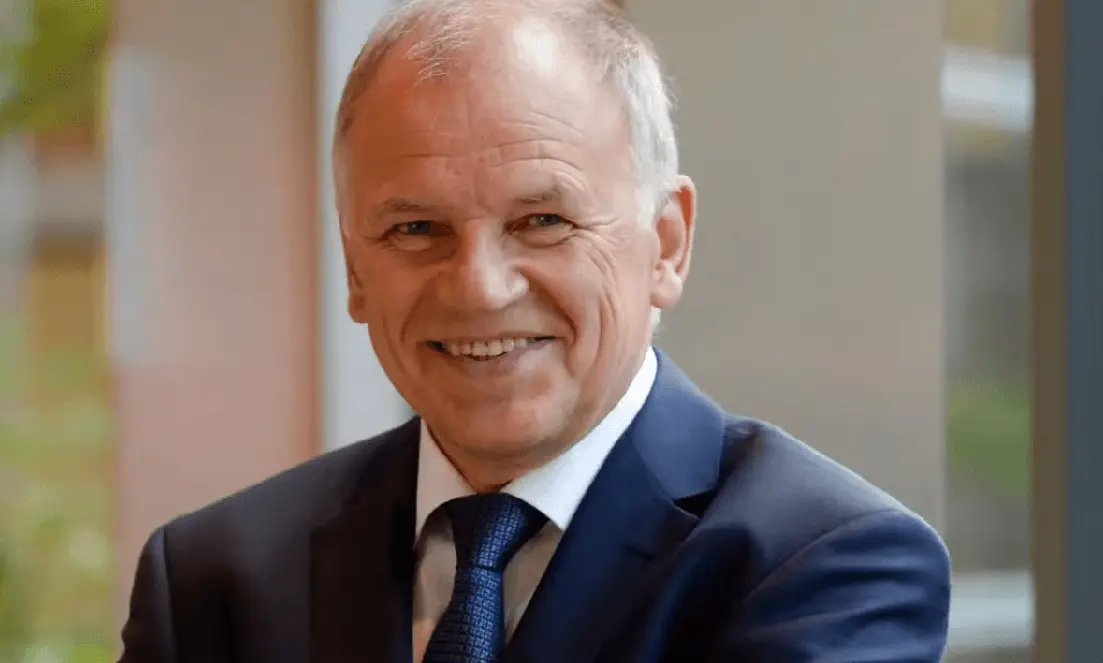 Socialdemokratai persigalvojo? V. Andriukaitis ragina pereiti „nuo karo propagandos link taikos filosofijos“