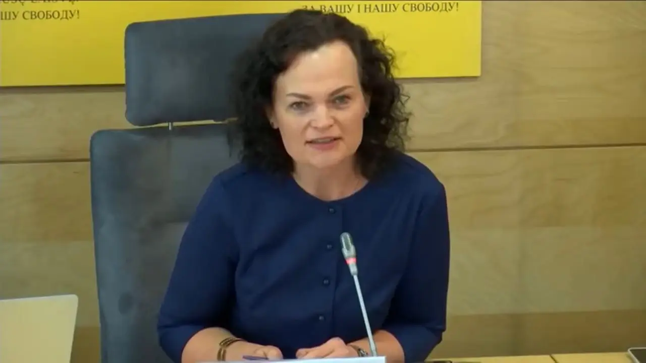 „Basos mamos“ apie Gyvenimo įgūdžių pamokas: kodėl neruošiate vaikų tradicinei šeimai?
