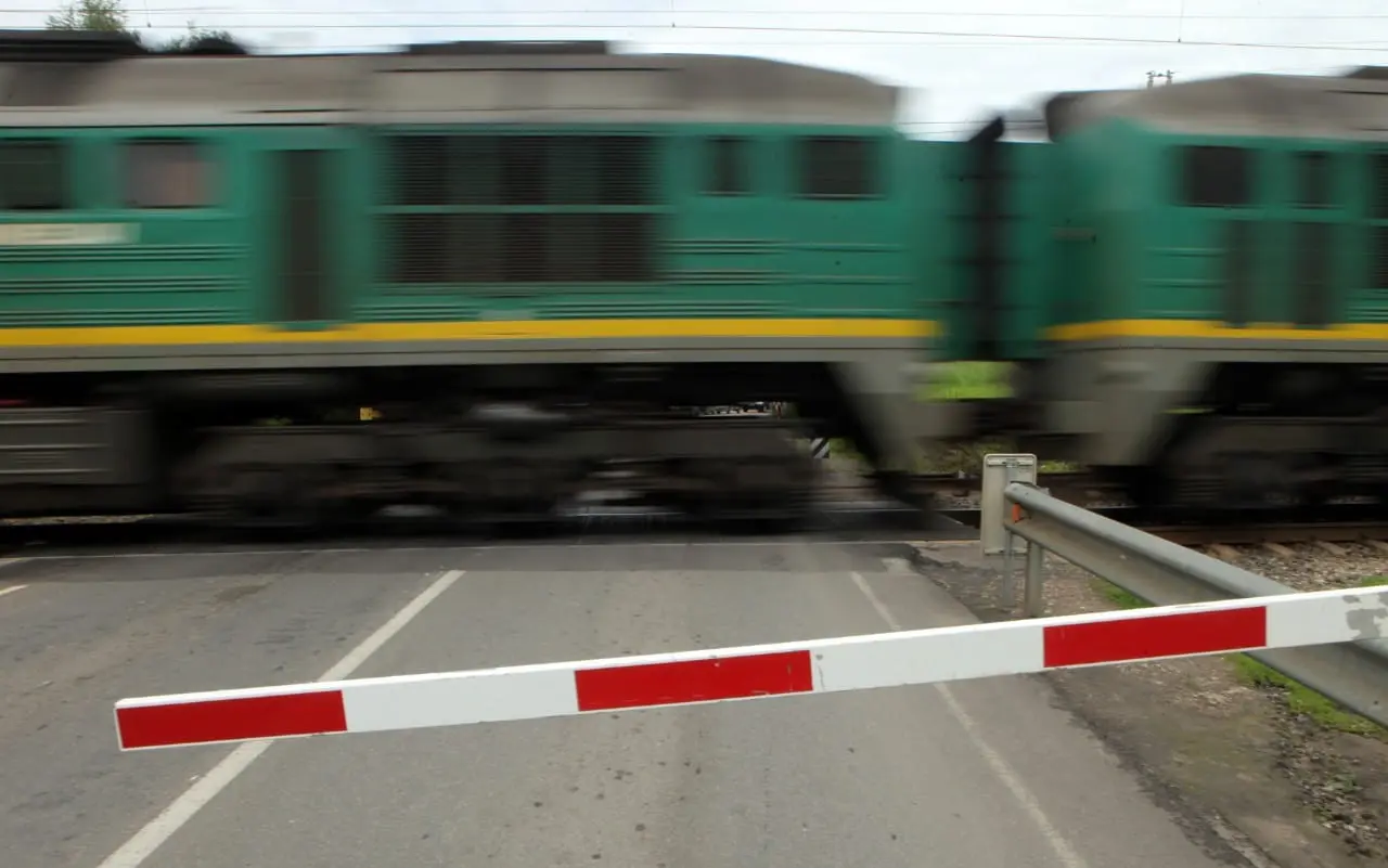 Kameros jau stebi ne tik gatves, bet ir traukinių pervažas