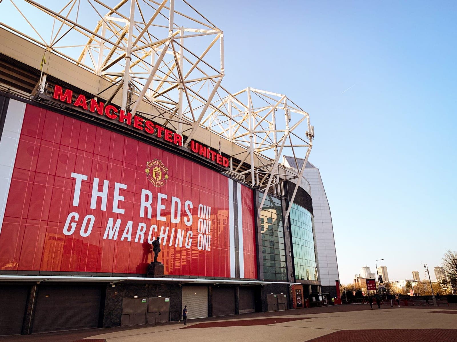 E. Musko juokeliu patikėjo visas pasaulis: pasiskelbė perkantis „Manchester United“ futbolo klubą