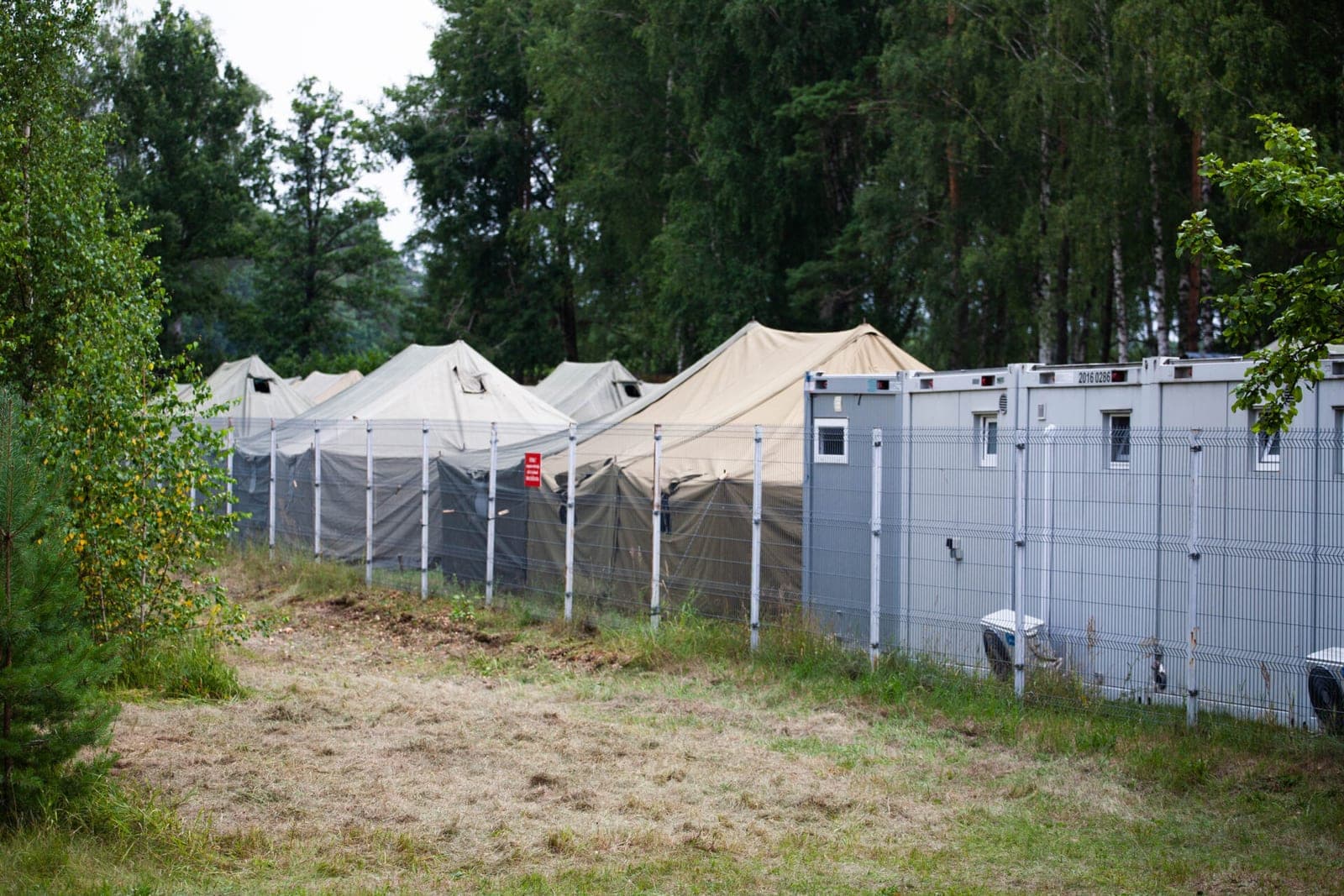 Migrantams reikia auksinių šaukštų – štai, kiek kainuoja jų maistas per dieną